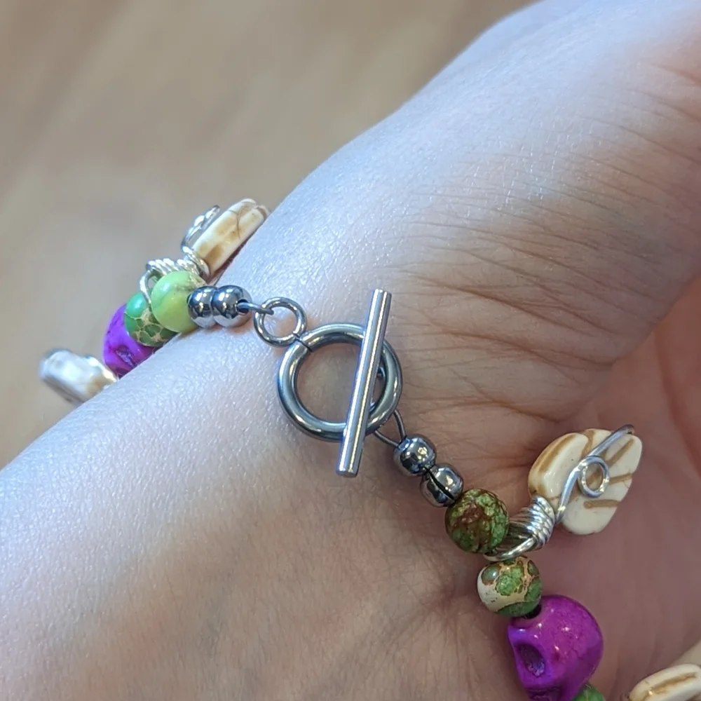 FINAL PRICE Magenta Lime Beige Tropical Gemstone Skull Leaf Charm Bracelet - Picture 8 of 8